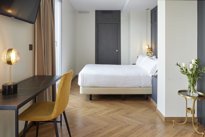 Room 14 of 39