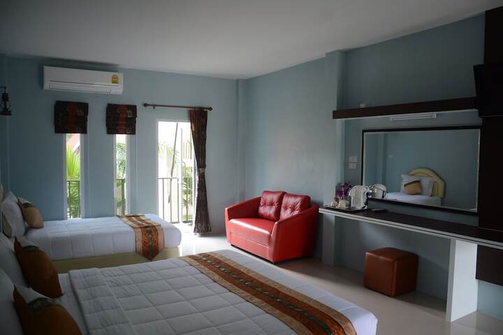 Room 6 of 26