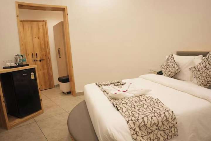 Room 43 of 112