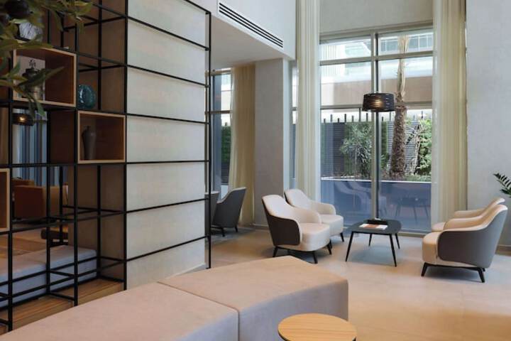 Hotel Interior 4 of 223
