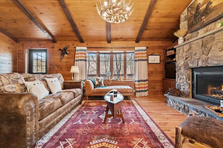The Lodge at Tunkhannock Creek