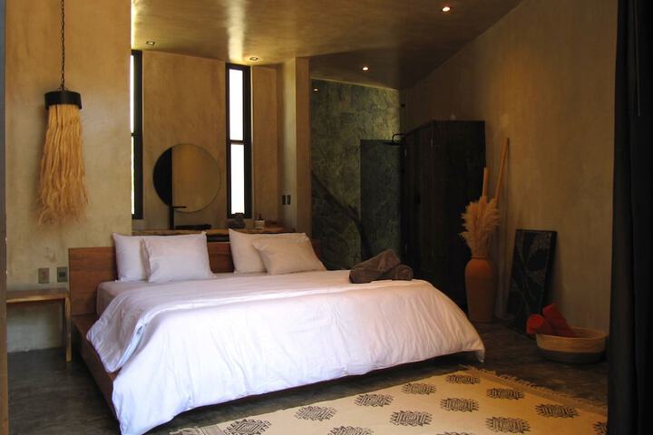 Room 13 of 60