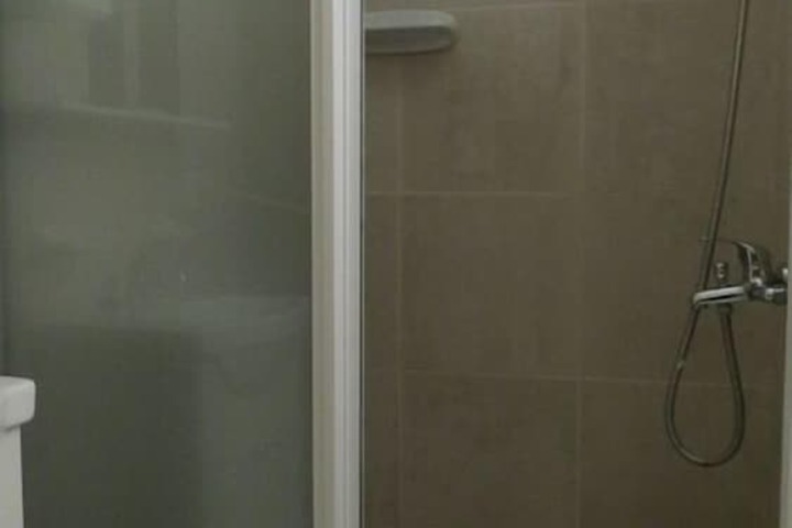 Room 24 of 27