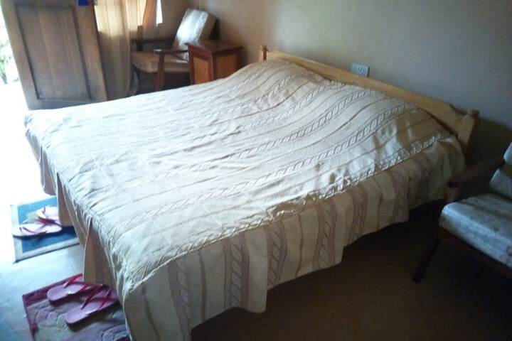 Room 2 of 21