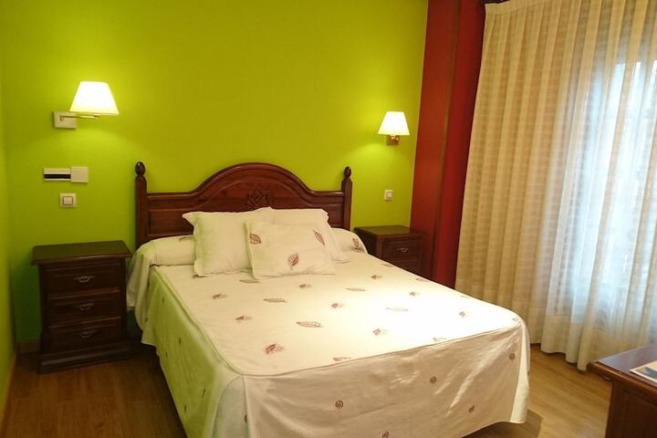 Room 3 of 34