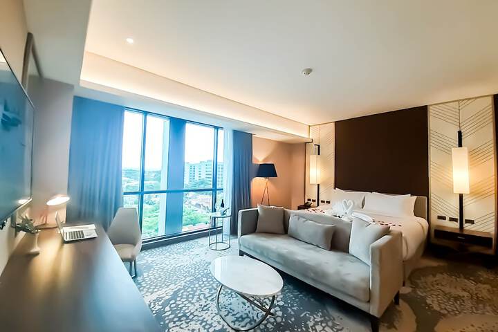 Room 4 of 15