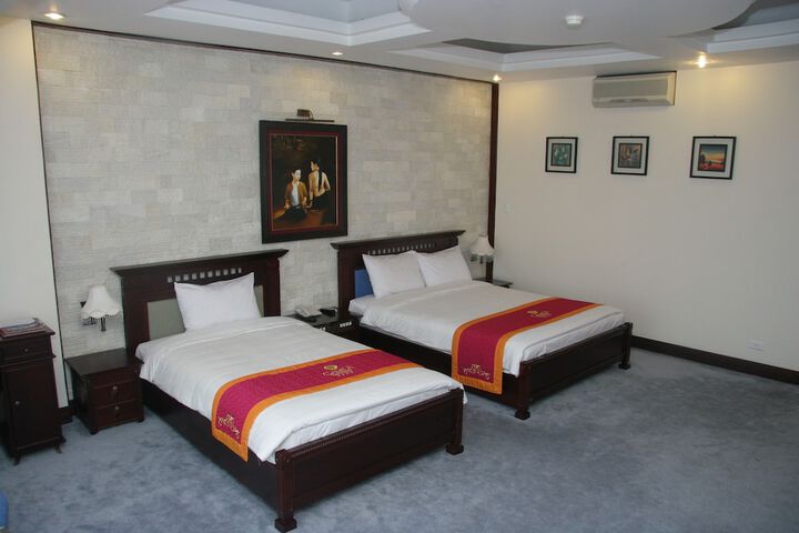 Room 4 of 46