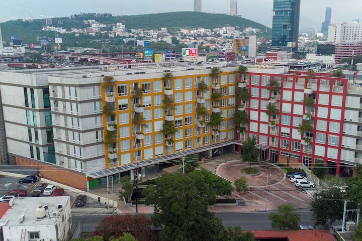 Hotel 264 of 270