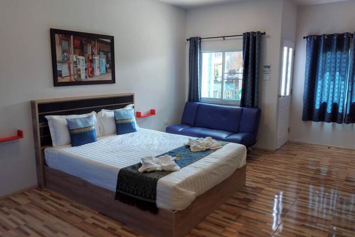 Room 20 of 37