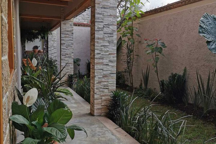 Terrace/Patio 11 of 12