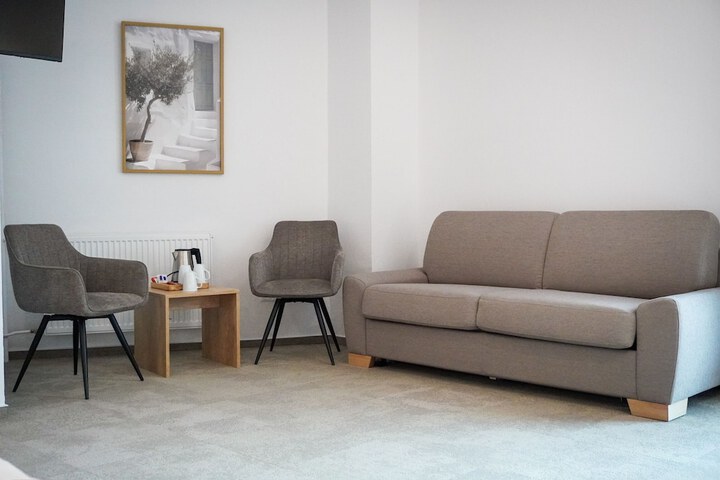 Room 55 of 76