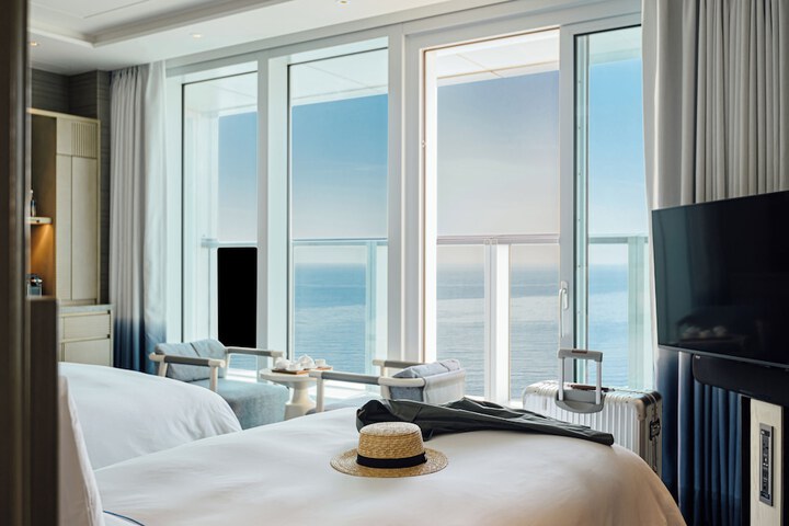 Room 42 of 106