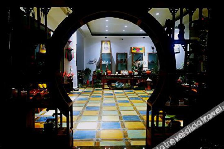 Hotel Interior 8 of 9