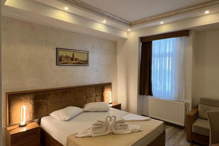 EKA Residence