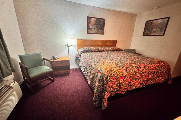 Room 27 of 91