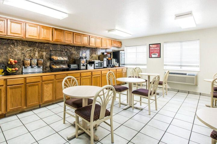 Breakfast/Coffee Service 109 of 119