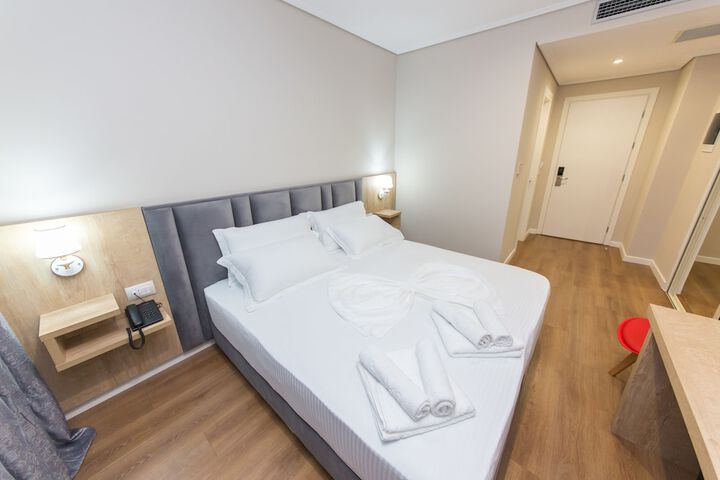 Room 14 of 61
