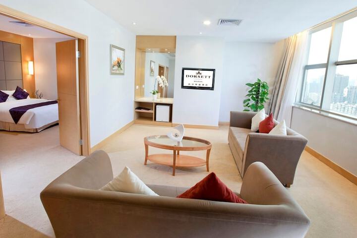Room 14 of 75