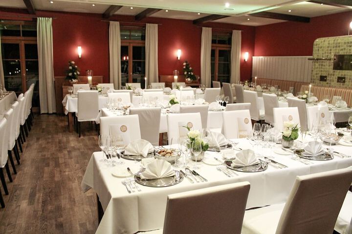 Dining 84 of 128