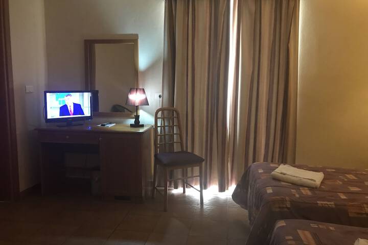 Room 11 of 43