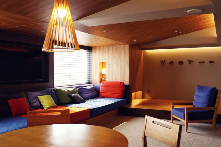 Room 26 of 178