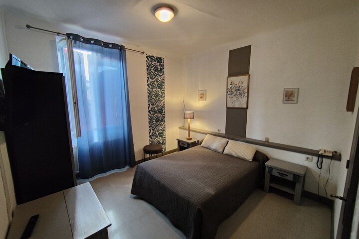 Room 51 of 71