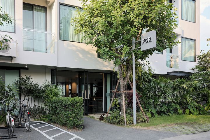 Hotel 37 of 38