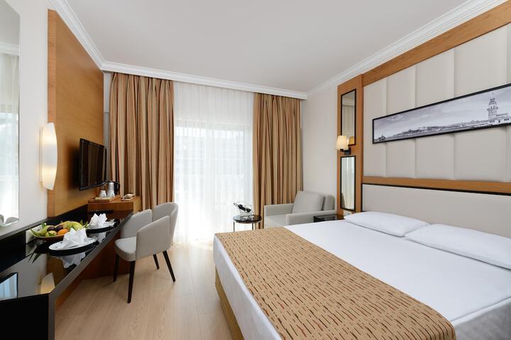 Room 6 of 59
