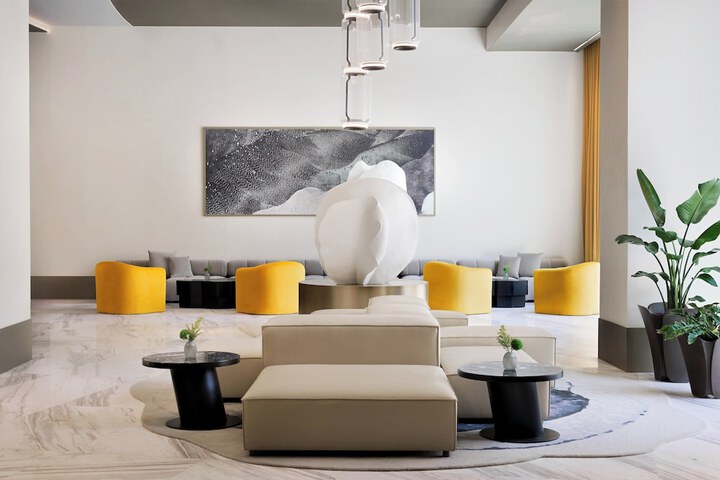 Hotel 80 of 81