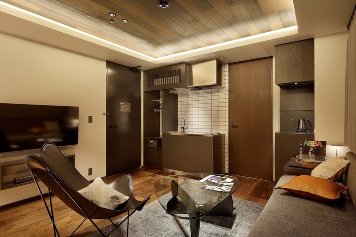 Room 15 of 41