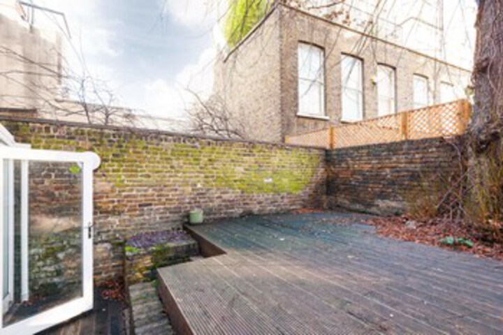 Terrace/Patio 21 of 22