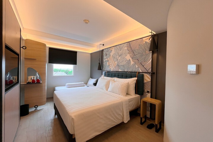 Room 14 of 68