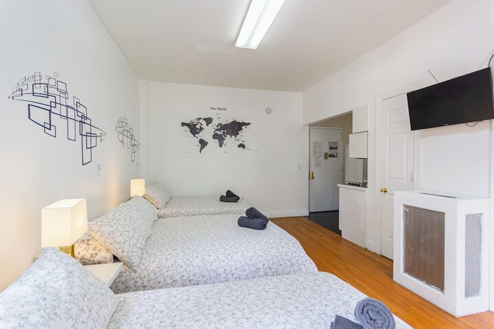Room 14 of 125