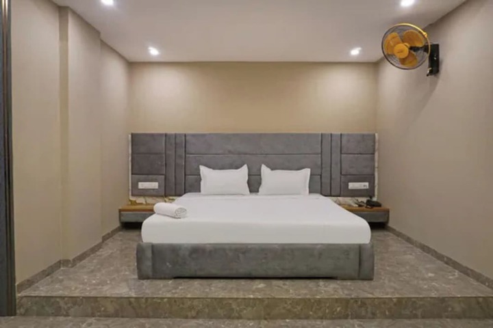 Room 21 of 29