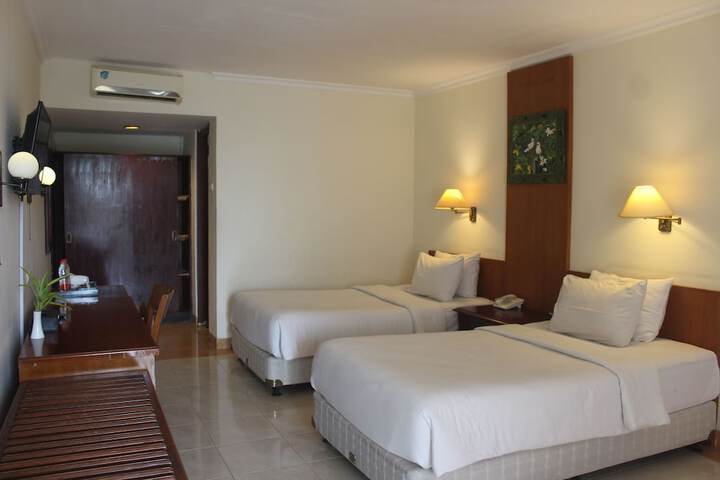 Room 12 of 43