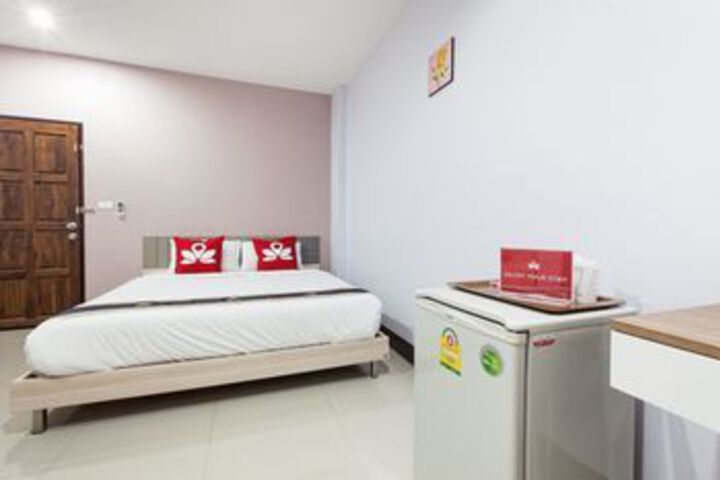 Room 10 of 22