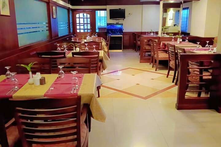 Dining Photos