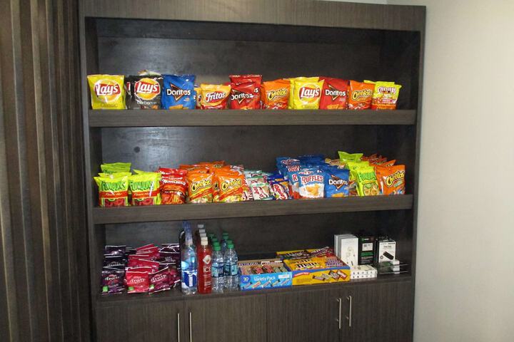Snack bar