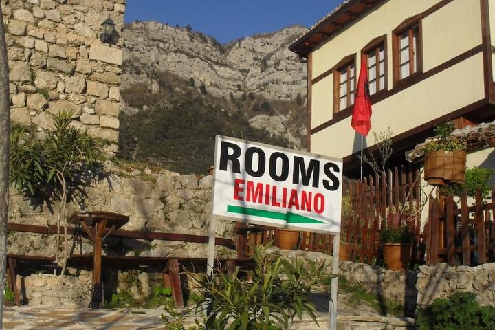 Hotel 2 of 44