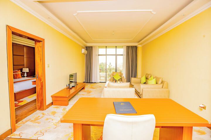 Room 14 of 29