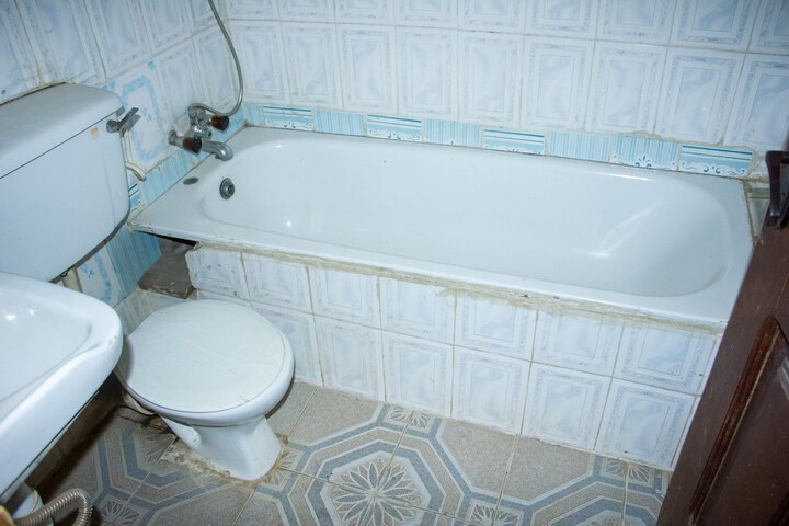 Room 14 of 20