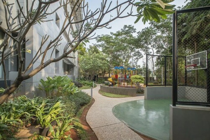 Hotel Exterior 114 of 115