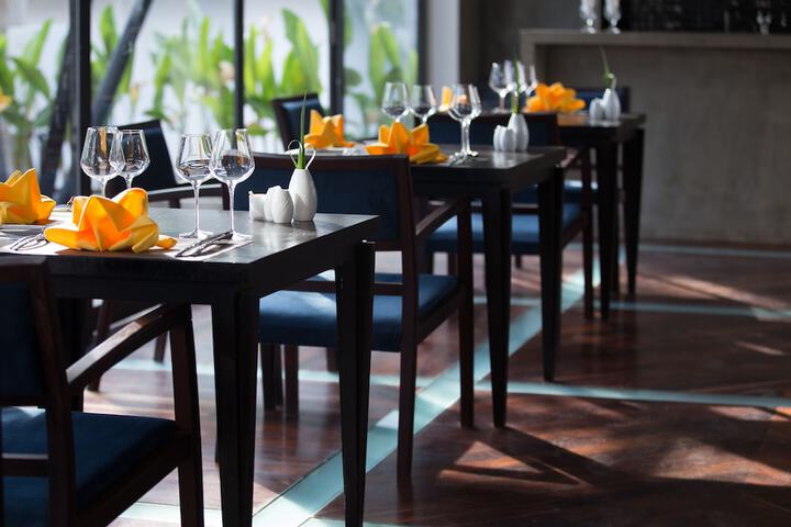 Dining 130 of 169