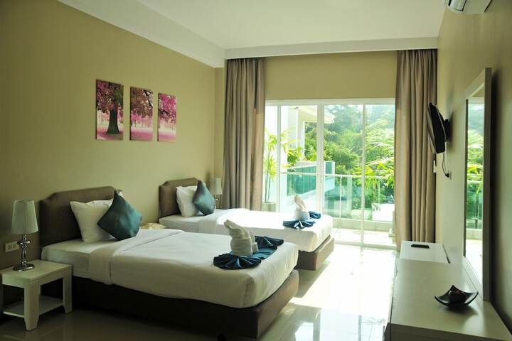 Room 10 of 92
