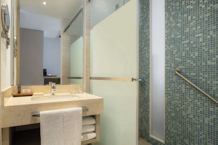 Clean Restrooms