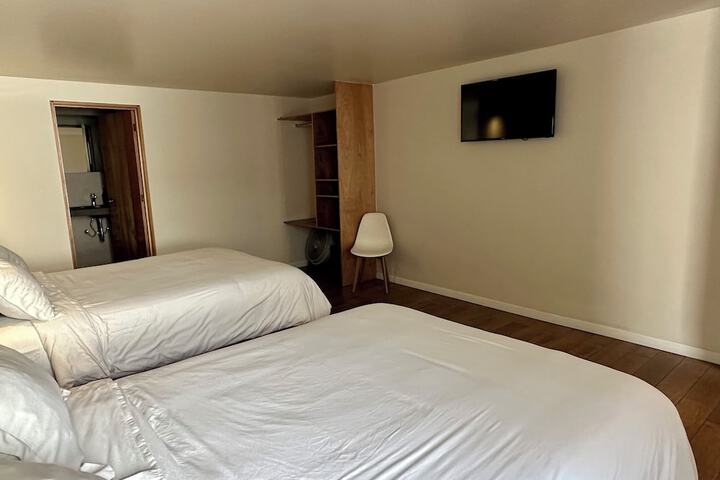 Room 17 of 57
