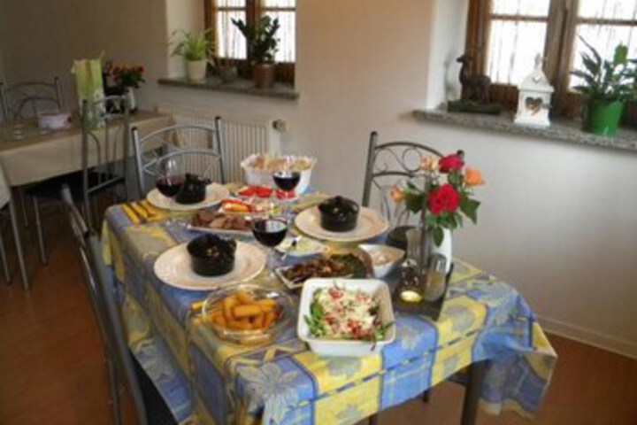 Dining 28 of 47