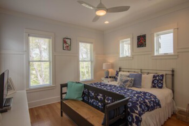 Room 22 of 27