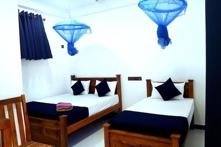 Room 3 of 6