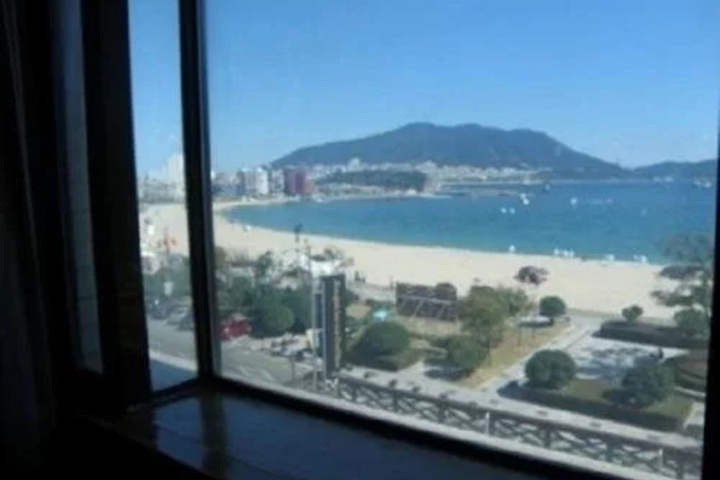 Hotel Songdo Beach